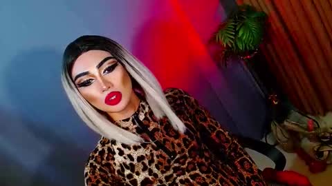 miss yasii online show from February 26, 2025, 5:28 pm