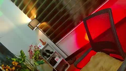 miss yasii online show from February 16, 2026, 3:19 pm