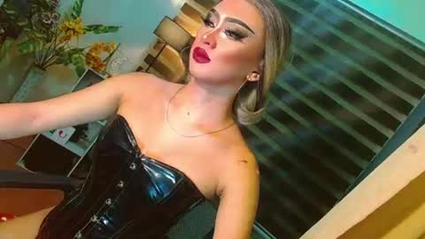 Snapshot of yasii19 chatting on July 4, 2026, 2:45 pm miss yasii online show from July 4, 2026, 2:45 pm