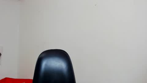 Yasemin online show from January 19, 2026, 11:03 am