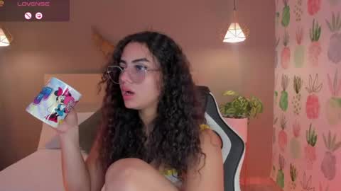 yaya23x online show from July 24, 2026, 2:48 pm