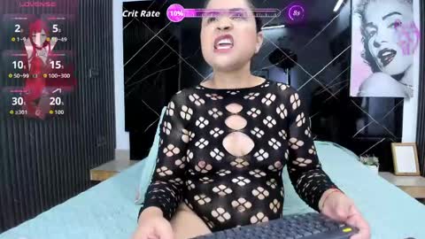 yaya____ online show from May 27, 2026, 11:13 pm