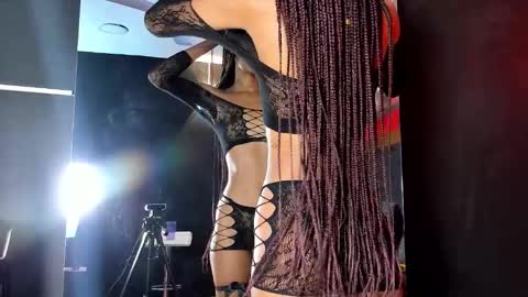 YAYA online show from January 10, 2026, 5:09 am