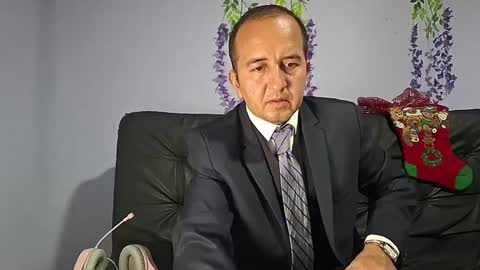 Hazzan online show from November 24, 2025, 3:45 pm