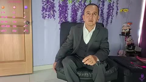 Hazzan online show from July 20, 2026, 2:08 pm