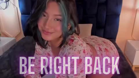 Yazmin online show from December 5, 2024, 5:28 pm