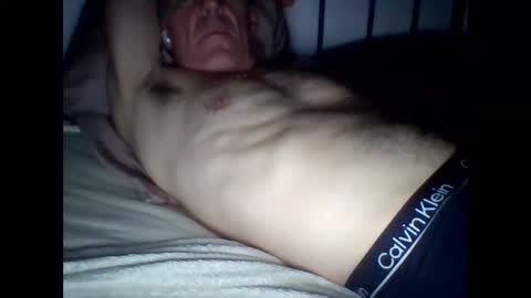 yeah_baby6988 online show from September 28, 2025, 10:42 am