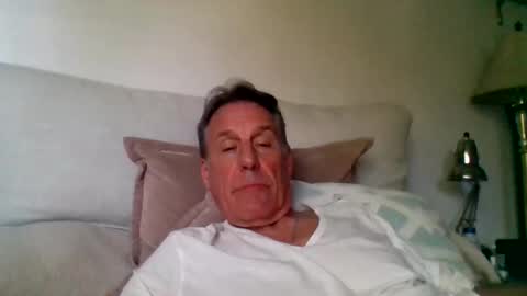 yeah_baby6988 online show from March 16, 2026, 12:27 am