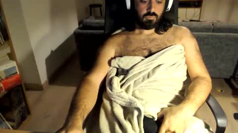 yeeaahoo online show from October 27, 2025, 8:24 pm