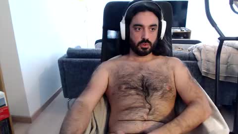 yeeaahoo online show from November 15, 2025, 8:22 am