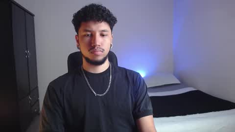 yeff online show from November 11, 2025, 12:21 am