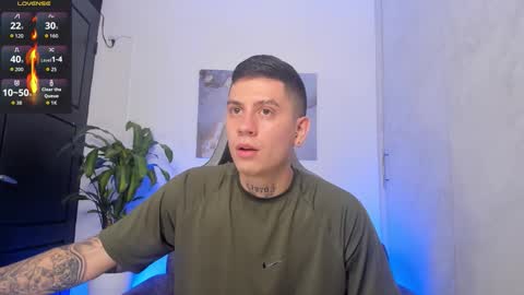 Snapshot of yeiko_romero_ chatting on October 11, 2025, 4:12 am YEIKO ROMERO online show from October 11, 2025, 4:12 am