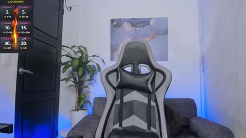 Snapshot of yeiko_romero_ chatting on October 14, 2025, 9:43 am YEIKO ROMERO online show from October 14, 2025, 9:43 am