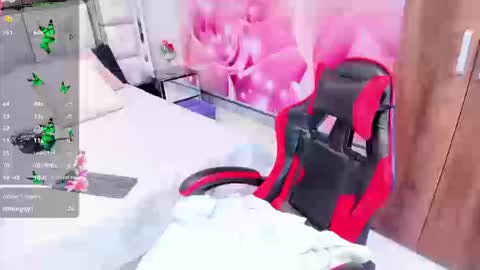 yelena  online show from September 9, 2025, 1:32 pm