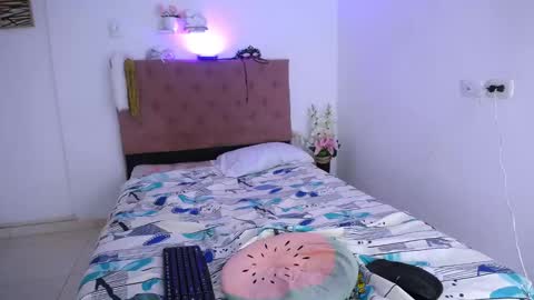 Snapshot of yemfairymcry chatting on March 3, 2025, 6:55 pm YEM online show from March 3, 2025, 6:55 pm