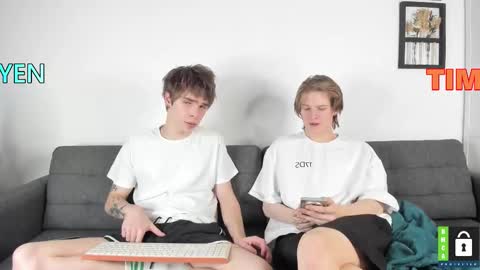 Yen online show from November 15, 2025, 7:32 pm