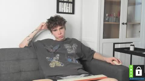 Yen online show from November 29, 2025, 7:22 am