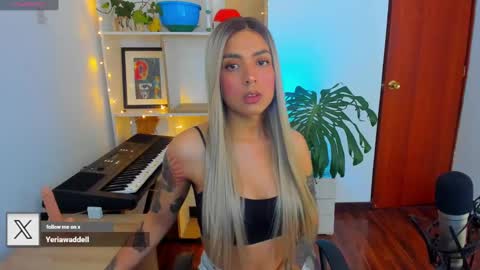 yeriawaddell  online show from December 30, 2024, 5:34 pm