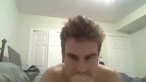 yesqueenyesqueen online show from January 17, 2026, 9:47 am