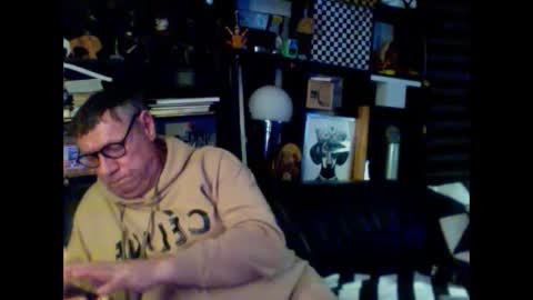 yessex247 online show from November 7, 2025, 1:16 am