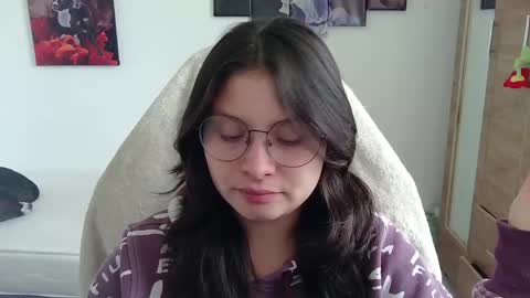 yessica_gomez01 online show from May 2, 2026, 6:57 pm