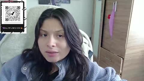 yessica_gomez01 online show from June 8, 2026, 9:04 pm