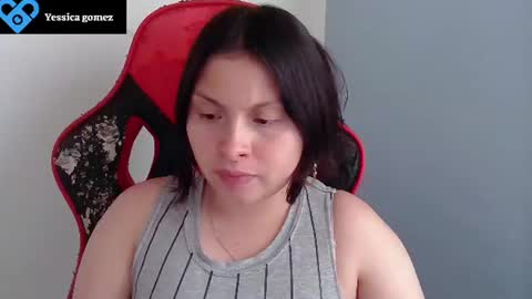 yessica_gomez01 online show from June 21, 2026, 10:34 pm