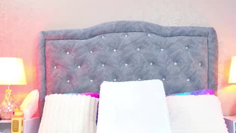 Snapshot of yesyhills chatting on January 15, 2026, 11:37 am Yesy online show from January 15, 2026, 11:37 am