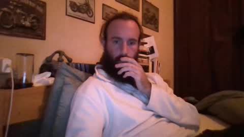 yeti_92 online show from October 10, 2025, 5:01 pm