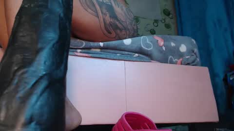 Snapshot of yeyecandy chatting on October 24, 2025, 12:45 pm yeyecandy online show from October 24, 2025, 12:45 pm