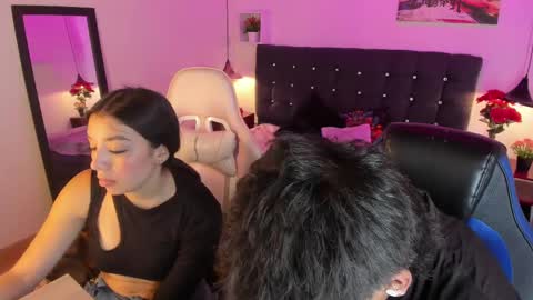 Snapshot of yiing_and_yang chatting on September 29, 2025, 9:19 pm Yiing and yang online show from September 29, 2025, 9:19 pm