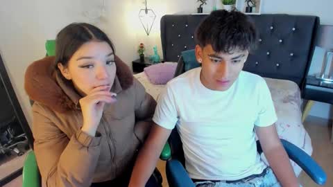 Snapshot of yiing_and_yang chatting on October 10, 2025, 10:47 am Yiing and yang online show from October 10, 2025, 10:47 am