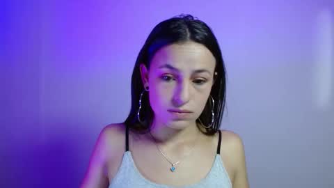 yisle online show from March 6, 2026, 6:48 pm