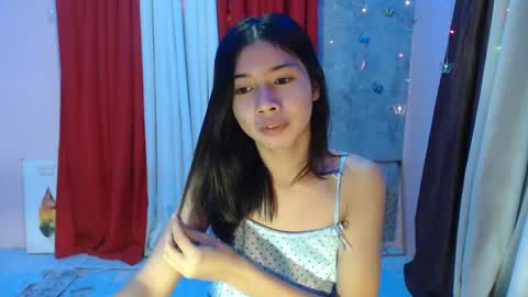 ymee_shane18 online show from December 12, 2024, 10:13 am