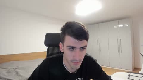 Snapshot of yoda130305 chatting on March 2, 2026, 6:26 pm yoda130305 online show from March 2, 2026, 6:26 pm