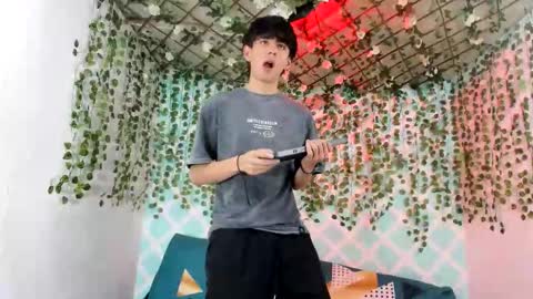 yoel_allan_hot88 online show from September 29, 2025, 7:30 pm