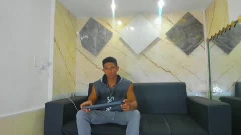 Yoel online show from June 3, 2026, 6:35 pm