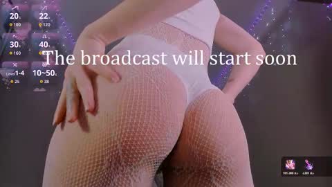 Snapshot of yoi_mika chatting on February 23, 2026, 8:50 pm Mikaella - Mika online show from February 23, 2026, 8:50 pm