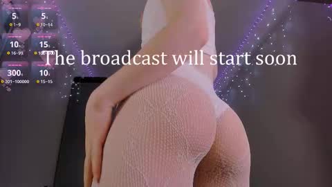 Snapshot of yoi_mika chatting on February 25, 2026, 10:52 pm Mikaella - Mika online show from February 25, 2026, 10:52 pm