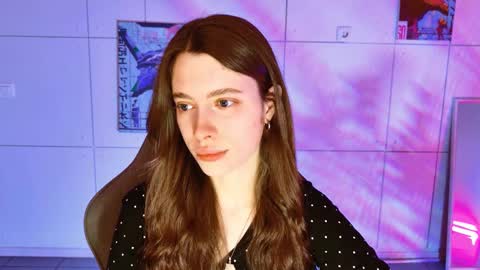 yoka_paradoxxx online show from March 7, 2026, 9:17 am