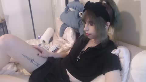 Snapshot of yokaigirl chatting on December 4, 2024, 10:30 pm Yokai Girl online show from December 4, 2024, 10:30 pm