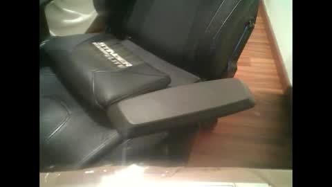 Snapshot of yokaxondoo chatting on February 16, 2025, 3:48 pm yokaxondoo online show from February 16, 2025, 3:48 pm