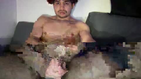 YooitssJ online show from February 17, 2025, 4:53 am