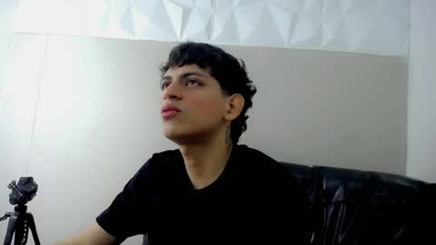 Snapshot of yosepp_cum chatting on May 4, 2026, 4:08 am YOSEP online show from May 4, 2026, 4:08 am