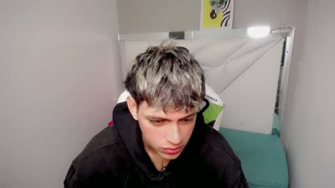 Snapshot of yosepp_cum chatting on July 8, 2026, 9:08 pm YOSEP online show from July 8, 2026, 9:08 pm