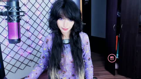 Snapshot of yoshino_san chatting on January 8, 2025, 11:19 pm you can call me Andy or  yoshi  3 online show from January 8, 2025, 11:19 pm