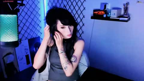 Snapshot of yoshino_san chatting on May 6, 2026, 12:52 am you can call me Andy or yoshi 3 online show from May 6, 2026, 12:52 am
