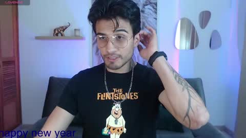 Snapshot of yoshy_man chatting on January 5, 2025, 3:22 am yoshy_man online show from January 5, 2025, 3:22 am
