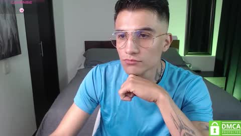 yoshy_man online show from November 22, 2025, 3:27 am