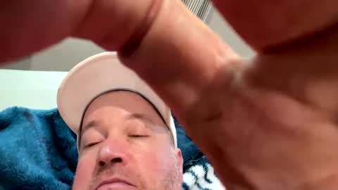 yoskobryan3909 online show from July 5, 2026, 3:08 pm